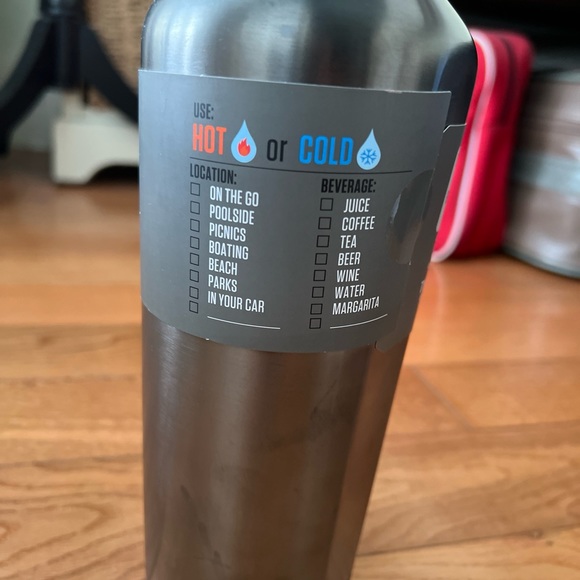 New!  Black Nickel Plated Stainless Steel Wine Growler 25 oz Dishwasher Safe - Picture 4 of 5